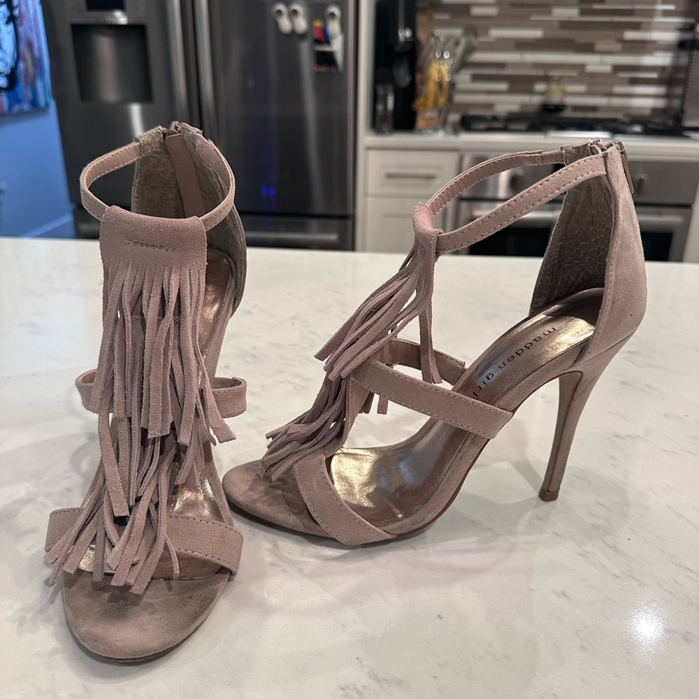 Women's Madden Girl Taupe suede  fringe high heels sandal shoes size 9.5 M